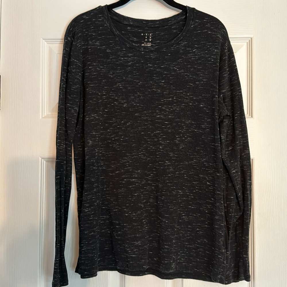 Women’s 2x “a new day” (Target) black heather long sleeve t shirt.